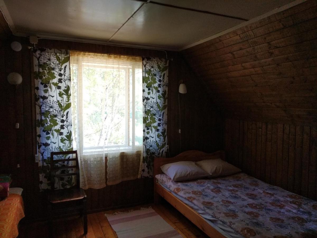 Country house Joeniidu House Trolla